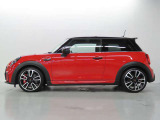 MINIオーナーのために設計されたオリジナルのMINI自動車保険がございます。車のことは全ておまかせください。