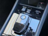 【電制シフト】手首を軽く動かすだけでシフトチェンジできます。