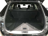広々としたラゲージスペースを備えています。大きなものや長さのある荷物もしっかりと積み込めます。