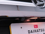 車庫入れの苦手なお客様、もうご心配いりません。バックモニターがあれば、ぶつける心配一切無し?!重宝してくれると思います、