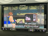 停車時に、映像コンテンツを楽しめます。移動時間も有効活用し、快適な空間を実現。