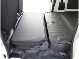 荷台がフラットになりますので、いざという時にも便利ですね!