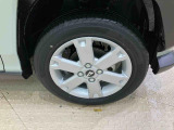 自動車保険もおまかせ下さい!保険資格をもったスタッフがお客様のニーズにあったプランをご提案させていただきます。
