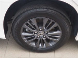 純正アルミホイール装備! サイズは205/60R16です。