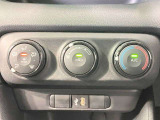 オートエアコンで車内を快適な温度にコントロール★