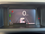 メーターは液晶ディスプレイ!インフォメーション燃費表示や車両情報の表示などができて便利ですよ♪