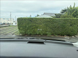 ヘッドアップディスプレイは運転中に視線をそらすことなく、知りたい情報を知ることが出来るため、安全運転をサポートしてくれます。
