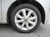 おしゃれは足元から♪♪『155/65R14インチ』♪♪日産純正アルミホイールをはいております♪♪