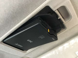 ETCが装着されています。再セットアップ後高速道路の料金所をノンストップで通過できて大変便利です。