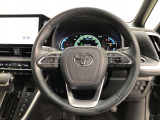 ハンドルは車を運転する上で、ずっと握っている重要なパーツです。手にフィットする物がいいですよね♪