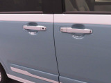 お車の点検・車検の案内やその後の調子伺いなど、担当スタッフがフォローさせて頂きます。