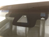 《Toyota Safety Sense P》ミリ波レーダーと単眼カメラを併用した「2種類の目」で、クルマや歩行者などを認識し、事故の回避や衝突被害軽減を支援します。