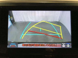 【バックモニター】駐車時に後方がリアルタイム映像で確認できます。駐車時や、夜間のバック時に大活躍♪