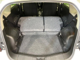 普段のお買い物や通勤、送迎等に十分な荷室スペースを確保しております。セカンドシートを倒すと、大きな荷物の積載も可能です♪