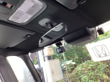 Hondaセンシング搭載!ミリ波レーダーと単眼カメラで、クルマの前方の状況を認識。ブレーキやステアリングの制御技術と協調し、安心・快適な運転や事故回避を支援する先進のシステムです!