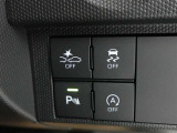安全運転を支援する機能が付いてます。詳しくは店舗スタッフまでお尋ね下さい。