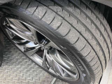 タイヤの残り溝も十分にあります