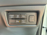 各種操作ボタン(運転席右下)