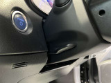 チルトステアリングでハンドル位置が調整できます