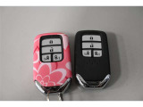 スマートキー!両手に荷物を抱えているときでも、ドアの施錠・解錠が楽々です♪