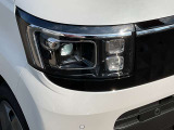 LEDヘッドライト仕様で夜間時の走行も明るく見やすいです