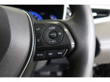 【レーダークルーズコントロール】アクセルペダルを踏まなくても、車間制御モードでは、先行車の車速変化に合わせた追従走行を行い、自動的に加速・減速・停止をします。