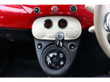 ATモード付5速シーケンシャルトランスミッション(デュアロジック):AT車のラクラクと、MT車の楽しさを兼ね備えたトランスミッション。シーンによって、お好みのドライブスタイルをお楽しみ頂けます!!