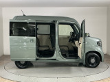 豊富に在庫を取り揃えています!軽自動車からミニバン、セダン、SUV、話題のハイブリッド車など続々入荷しております!