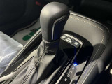 操作が簡単なシフトレバー。軽い力で操作が可能です。