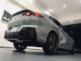 どっしりとしたバンパー下部のデザインはBMWの高級感を際立たせると共にスポーティーさを演出しております。