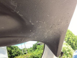 トランクドア内側には傷等があります。