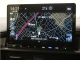 純正11.4インチHondaCONNECTナビ(LXM-247VFLi)&バックカメラが装備されているので、普段の使い勝手もロングドライブも快適です。