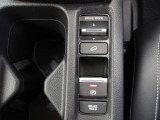 電動パーキングブレーキです!便利なブレーキホールド機能付きです♪