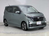 【車両状態証明書】査定協会公認のプロの検査員が公平かつ確かな基準で検査を実施。車両評価をもとに、安心しておクルマをお選びいただけます。