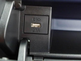 当社では全車、納車前にサービス工場で12ヶ月点検相当の整備を実施しております。そこで確認された不具合箇所は修理しておりますのでご安心下さい。