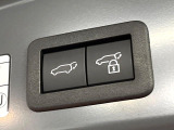 【パワーバックドア】スマートキーや運転席のボタンを押すだけでリアゲートが自動で開閉します!荷物を持っている時や、高い位置にあるバックドアを閉める際に便利な機能です♪