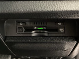 ETCが付いてます。ETC搭載車しか通過できないスマートICが利用できるようになりますよ!現在スマートICの設置箇所も増えてきているので、高速道路利用の幅が広がりますね☆