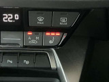 フロントシートにはシートヒーターがついています。