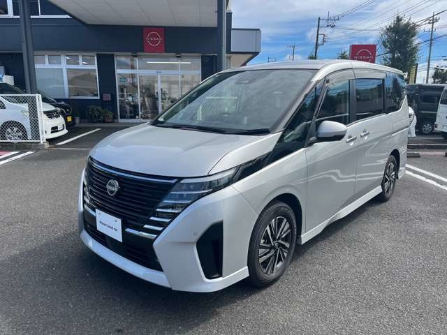 セレナ 1.4 e-POWER ハイウェイスターV 