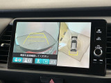 【全周囲カメラ】車両周囲を上から見下ろしたような映像を表示。正確なモニタリングが可能になり、駐車時・幅寄せをアシストします!