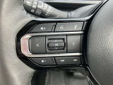 軽自動車の限られた室内空間をフルに活用し、小柄ながら過ごしやすい車内を作り出しています。