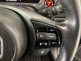 【アダプティブ・クルーズ・コントロール】予め設定した車速内でクルマが自動的に加減速。 前走車との適切な車間距離を維持しながら追従走行し、高速道路でのドライバーの疲労を軽減してくれる嬉しい機能付♪