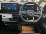運転席 視界がよく操作しやすいスイッチ類がドライブをサポートいたします!