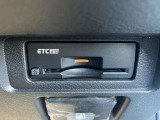 ETCで高速・有料道路の料金所をキャッシュレス。スムーズなドライブをサポート。