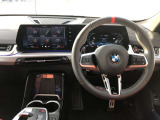 車両の詳細、ご質問につきましては、営業スタッフまでお気軽にご連絡下さいませ。遠方のお客様には実車の詳細動画送信も承ります。お問合せをお待ち致しております。