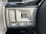 ステアリングスイッチ搭載!ハンドルひとつで手を離さなくても運転中視線をそらさなくても操作が出来て便利です