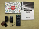 車両取扱説明書・ナビゲーション説明書・整備点検記録簿が揃っております。