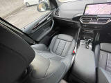 国道246号線沿い、南町田グランベリーパーク駅すぐ。BMW Premium Selection 東名横浜/〒194-0004 東京都町田市鶴間5-18-1