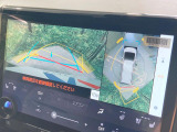 【パノラミックビューモニター】専用のカメラにより、上から見下ろしたような視点で360度クルマの周囲を確認することができます☆死角部分も確認しやすく、狭い場所での切り返しや駐車もスムーズに行えます。