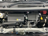 エンジンルームもクリーニング済みできれいですよ。日産の整備士がしっかりと丁寧に点検していますので安心してお乗りいただけます